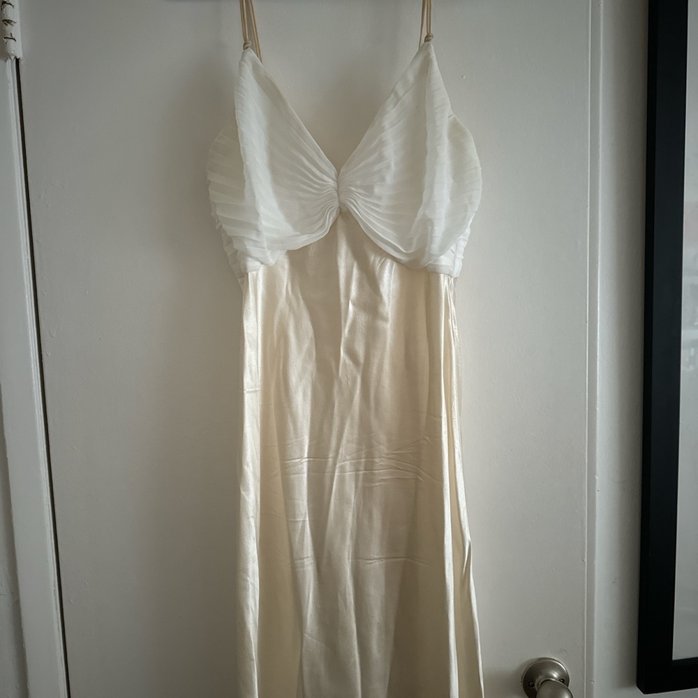 Frame Cream Dress with Adjustable Spaghetti Straps